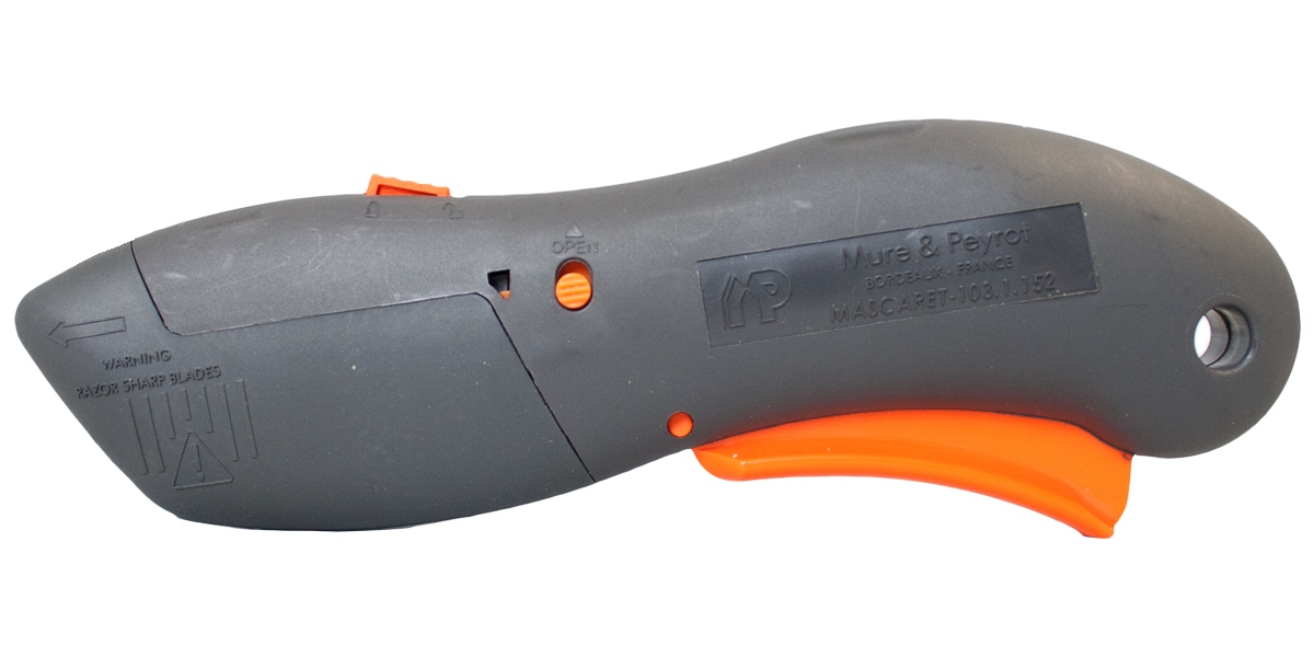 M&P 103.1.152 Mascaret Tự động thu lưỡi dao